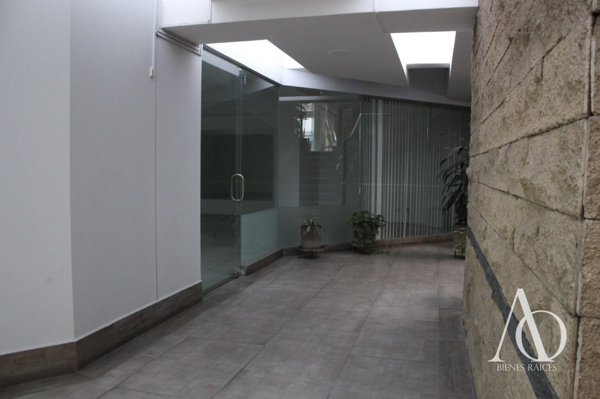 Local en Alquiler Edificio Murano Center, zona 10 N1 / EN DIRECTO - 5