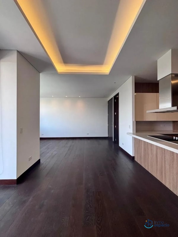 Apartamento en venta o alquiler en Edificio Echo, Zona 14 - 14