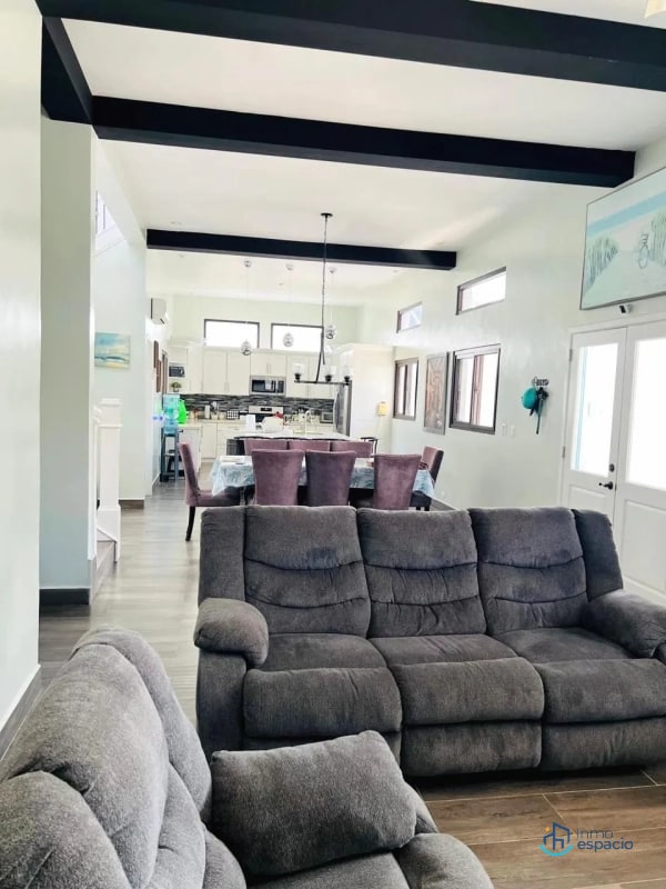 Propiedad en venta con 2 viviendas en Nueva Concepción, Escuintla - 13