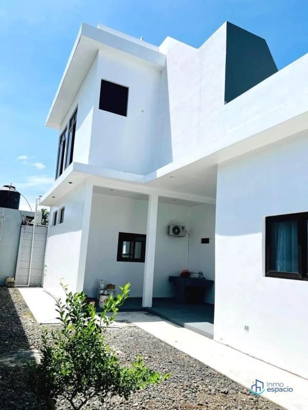 Propiedad en venta con 2 viviendas en Nueva Concepción, Escuintla - 2