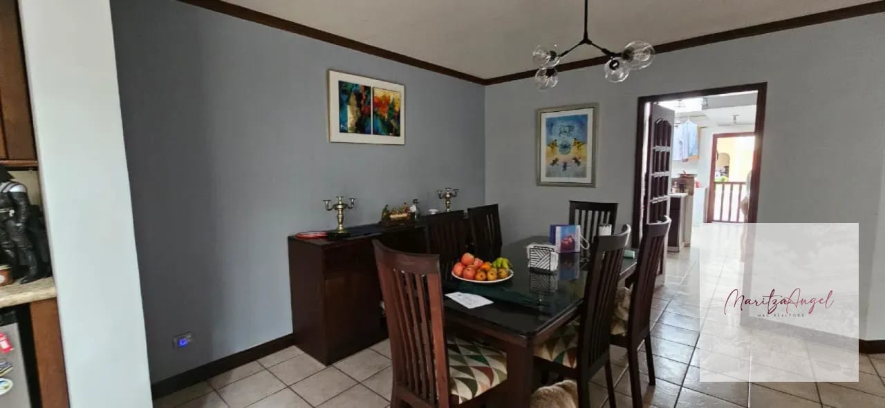 VENTA DE CASA EN ZONA 16 — Casa en Venta en Jardín Rosario de San Isidro, Zona 16, Guatemala, Ciudad — foto 7 de 8