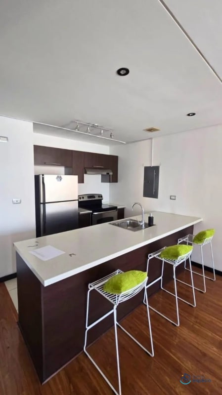 Apartamento en alquiler en Edificio Sublime, Zona 14 - 10