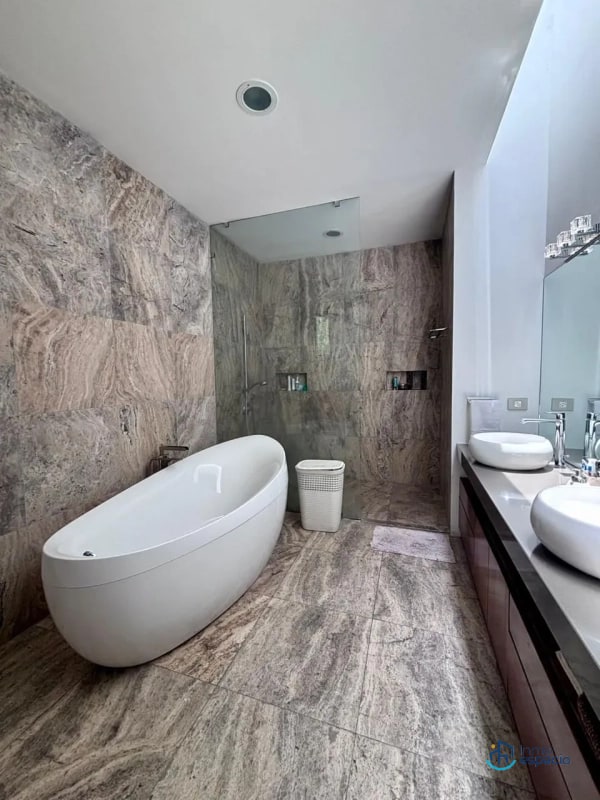 Casa en venta – Condominio Las Luces, Km 13.5 CAES - 10