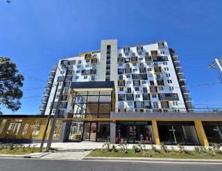 Apartamento en Alquiler | Edificio Esenta | Zona 12 | 2 habitaciones · Cerca de la USAC — Apartamento en Alquiler en Esenta, Zona 12, Guatemala, Ciudad — miniatura 1 de 11