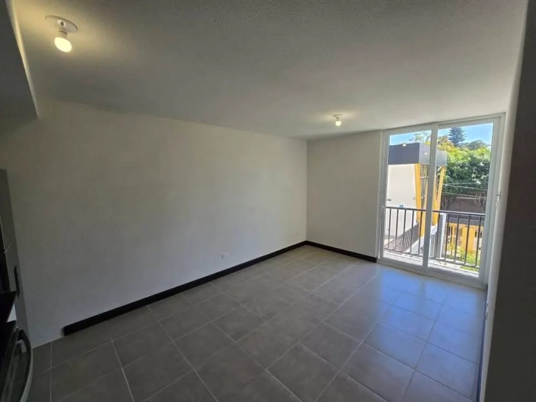 Apartamento en Alquiler | Edificio Esenta | Zona 12 | 2 habitaciones · Cerca de la USAC — Apartamento en Alquiler en Esenta, Zona 12, Guatemala, Ciudad — foto 6 de 11