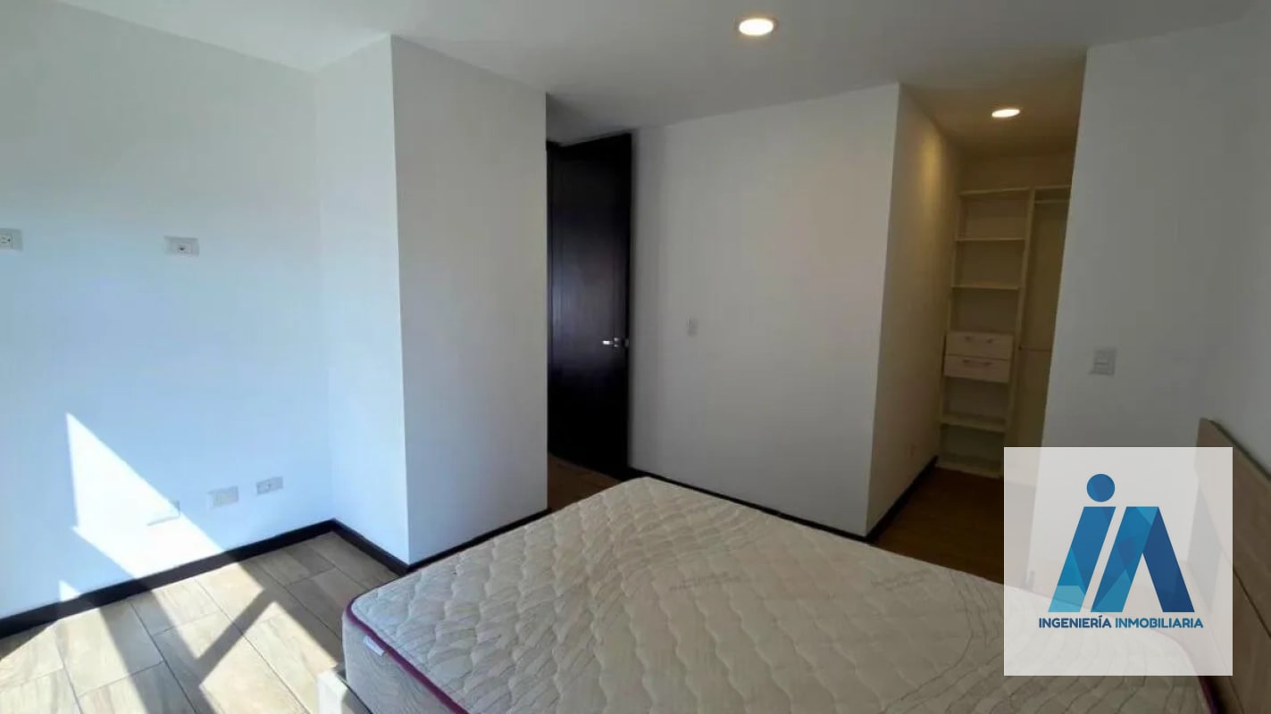 APARTAMENTO AMUEBLADO EN ALQUILER📍Edificio Cassia, Zona 15 VH1 - 8