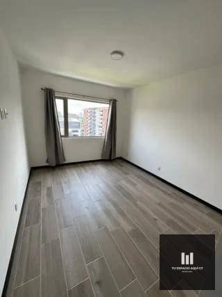 Apartamento en Alquiler en Segheria - Zona 14 — Apartamento en Alquiler en Segheria, Zona 14, Guatemala, Ciudad — miniatura 8 de 10