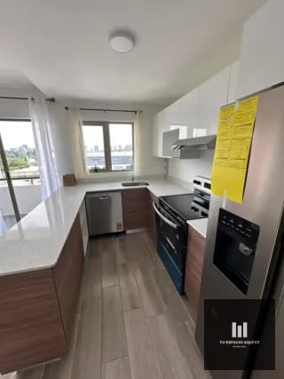 Apartamento en Alquiler en Segheria - Zona 14 — Apartamento en Alquiler en Segheria, Zona 14, Guatemala, Ciudad — miniatura 4 de 10
