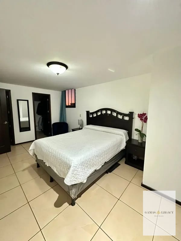 Apartamento Amueblado en renta I Edificio Madeleine I Zona 10 — Apartamento en Alquiler en Zona 10, Guatemala, Ciudad — foto 7 de 10