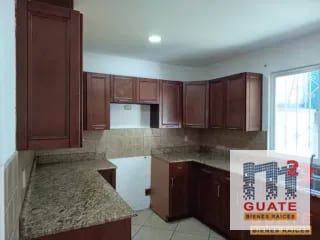 Casa fuera de condominio en Renta, Zona 10 — Casa en Alquiler en Zona 10, Guatemala, Ciudad — miniatura 7 de 14