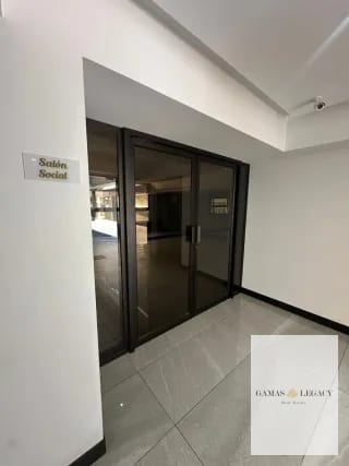 Apartamento en renta I Amueblado I Edificio Fontainebleau I Zona 15 — Apartamento en Alquiler en Zona 15, Guatemala, Ciudad — miniatura 4 de 11