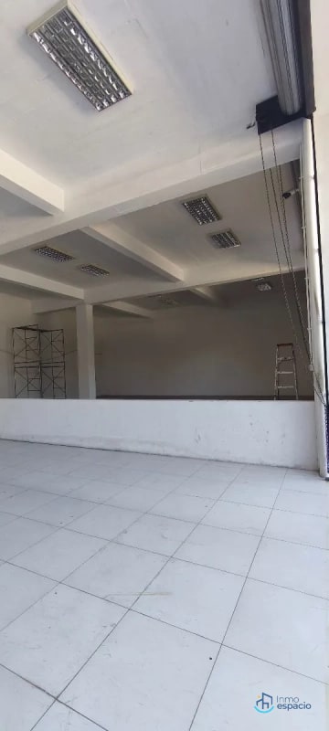 Local comercial en alquiler – Calzada Roosevelt, Zona 7 (sector Utatlán, Mixco) - 1