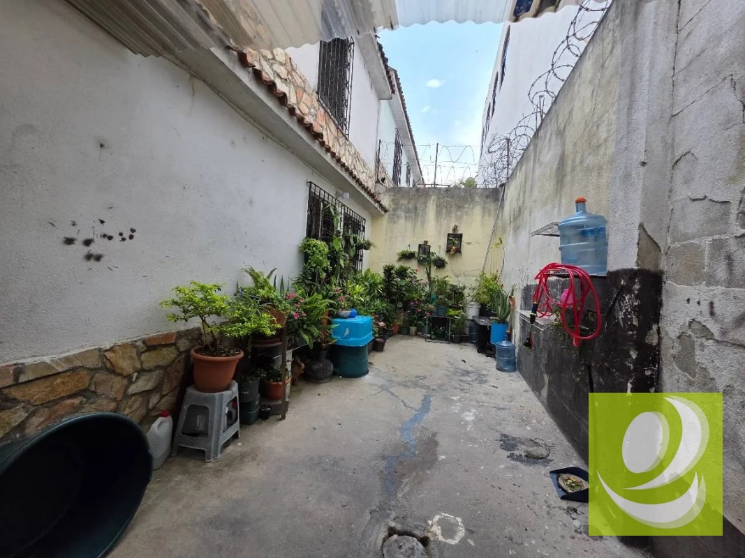 CASA EN VENTA EN SAN CRISTOBAL ENTRADA A PINARES - 3