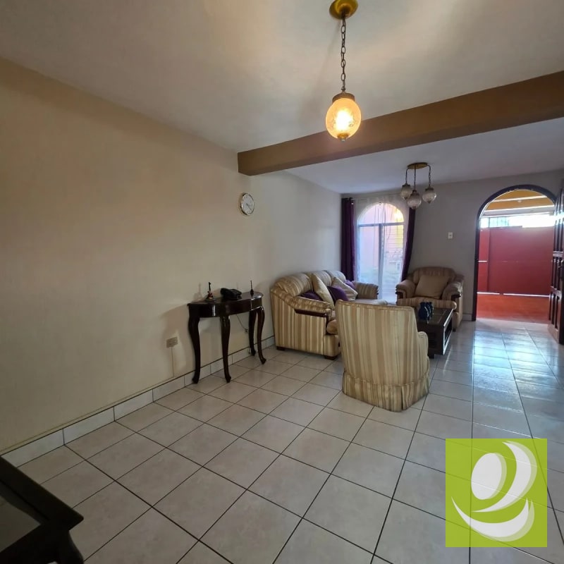 VENDO CASA EN RESIDENCIALES VALLE DEL SOL ZONA 4 MIXCO - 11