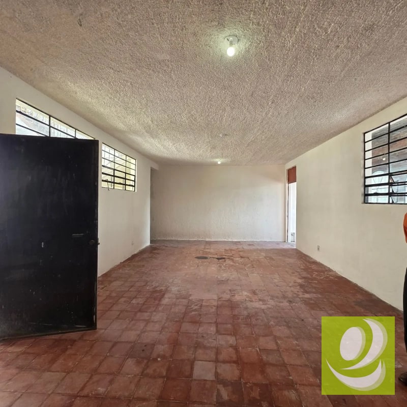 VENDO CASA EN RESIDENCIALES VALLE DEL SOL ZONA 4 MIXCO - 6