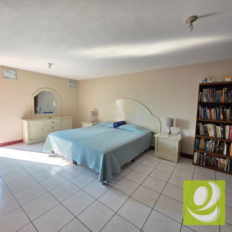 VENDO CASA EN RESIDENCIALES VALLE DEL SOL ZONA 4 MIXCO - 2