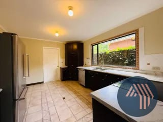 Venta de Hermosa y Amplia Casa - las Rotondas, KM 18.5 CES — Casa en Venta en Carretera a El Salvador, Guatemala, Ciudad — miniatura 12 de 17