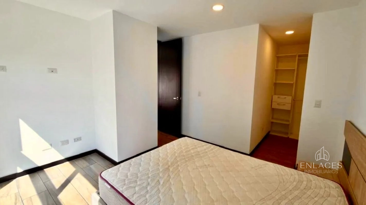 Zona 15 VH1 • Apartamento Amueblado en Renta • Edificio Cassia - 1