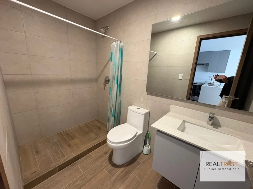Apartamento en renta Parque 14 zona 14 - 13