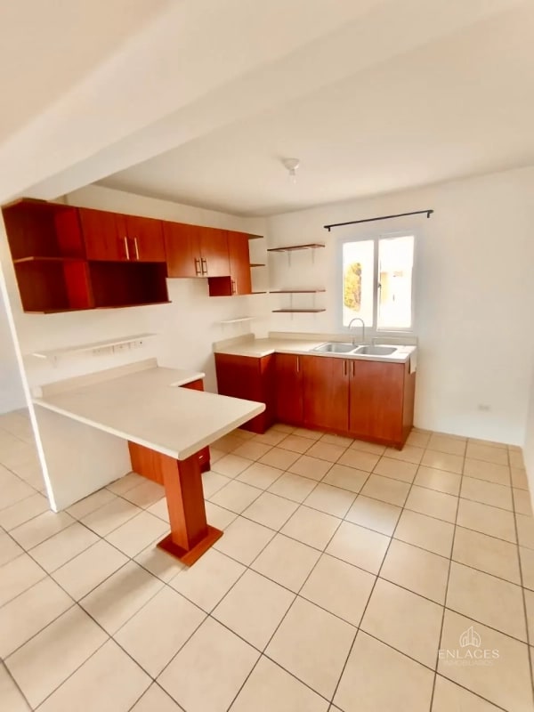 Km. 16.5 Entrada a Olmeca • Casa en Renta/Venta • Condominio Paseo de Arrazola - 1