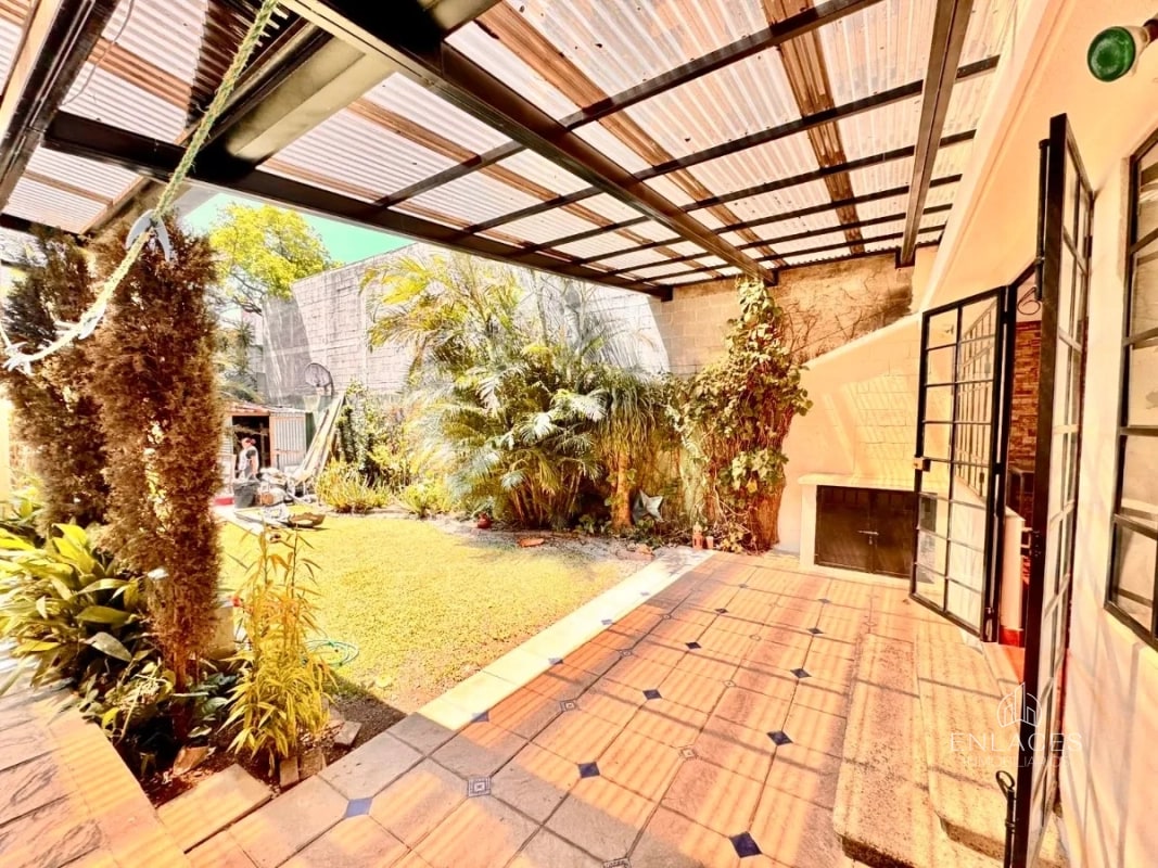 Zona 11 • Casa en Renta • Mariscal - 7