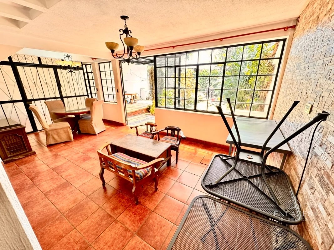 Zona 11 • Casa en Renta • Mariscal - 5