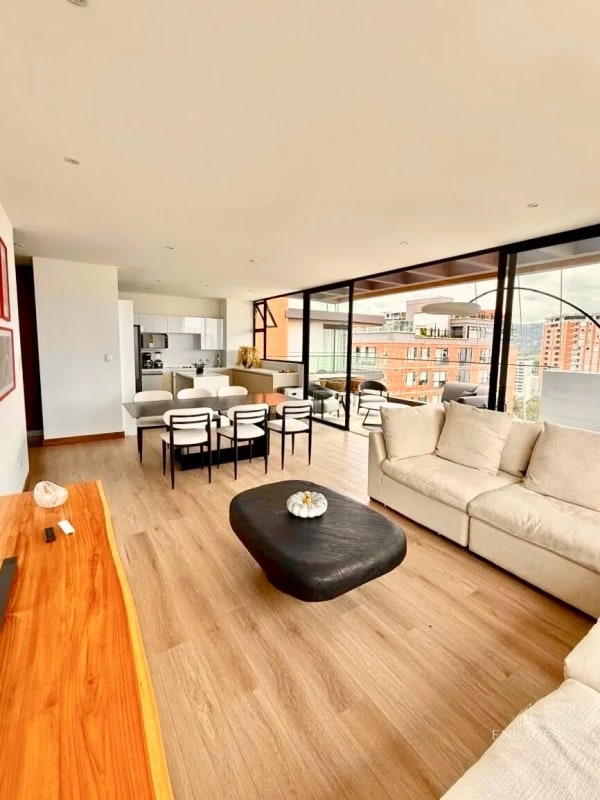 Zona 13 • Apartamento Amueblado en Venta • Edificio Artis - 14