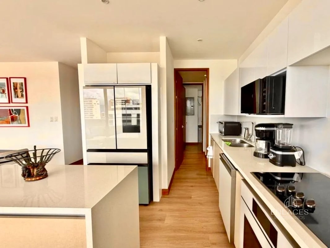 Zona 13 • Apartamento Amueblado en Venta • Edificio Artis - 4
