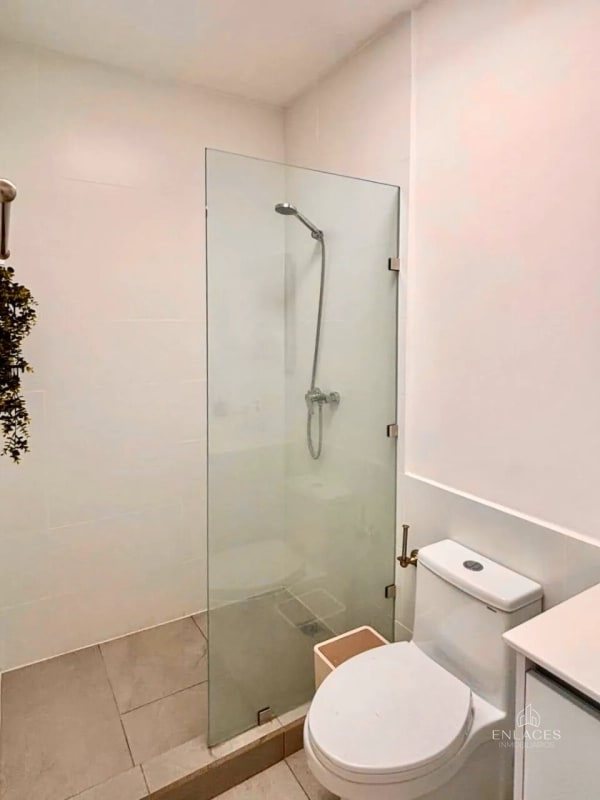 Zona 13 • Casa en Venta • Condominio Iridia Homes - 14