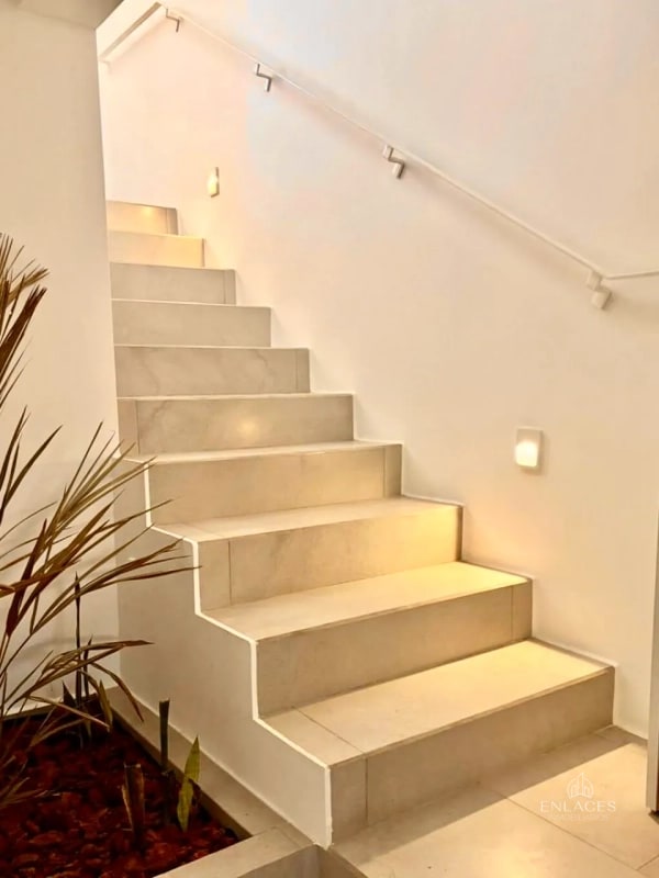 Zona 13 • Casa en Venta • Condominio Iridia Homes - 3
