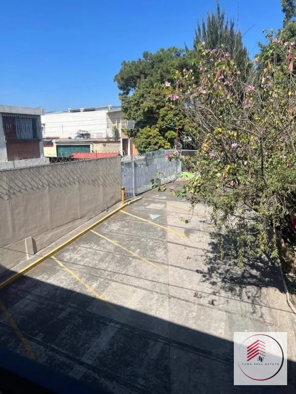 ALQUILER de Local grande ubicado sobre la Aguilar Batres zona 11 ideal para varios negocios iglesia - 8