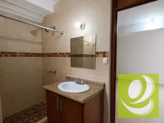 Apartamento en Renta en La Montaña zona 16 cdad — Apartamento en Alquiler en Zona 16, Guatemala, Ciudad — miniatura 8 de 13