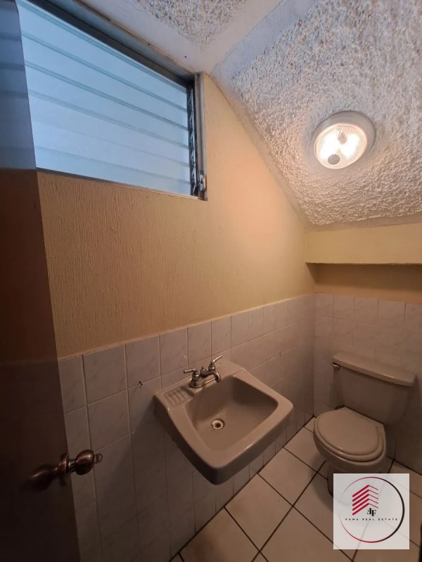 ALQUILER de casa en zona 16 concepción las lomas a una cuadra de la Universidad Landivar - 12