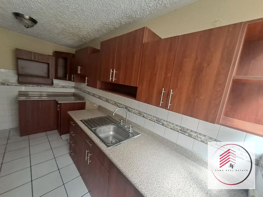ALQUILER de casa en zona 16 concepción las lomas a una cuadra de la Universidad Landivar - 11