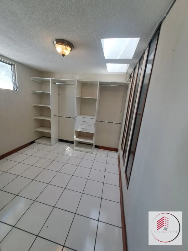 ALQUILER de casa en zona 16 concepción las lomas a una cuadra de la Universidad Landivar - 3