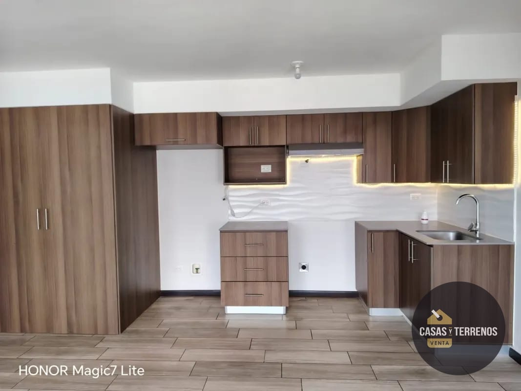 Hermoso apartamento en Sakai, Mixco, Gt. — Apartamento en Venta en Sakai, Zona 1 Mixco, Guatemala, Ciudad — foto 10 de 17