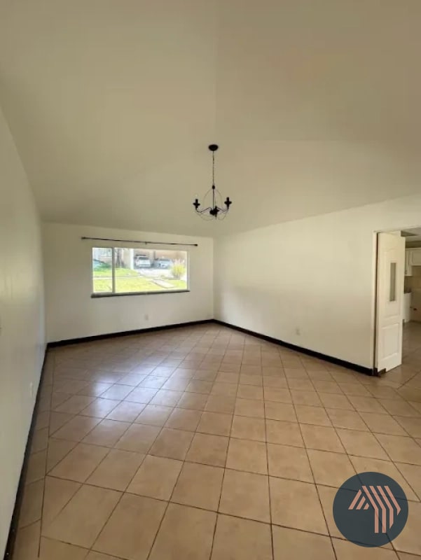 ALQUILER DE AMPLIA CASA - CASA & CAMPO, KM. 23.5 CES - 13