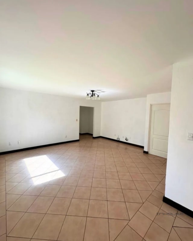 CASA EN RENTA EN CAES KM 23.5 DE UN NIVEL Y AMPLIO JARDIN - 9