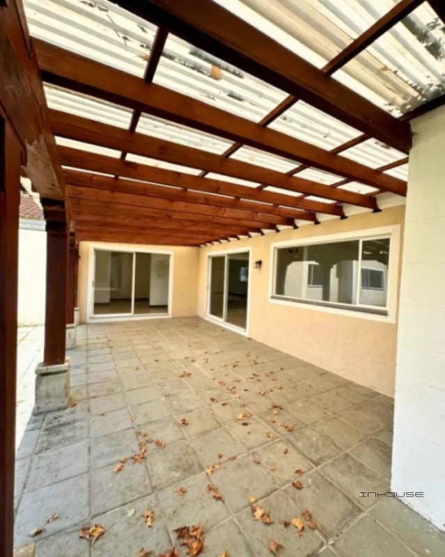 CASA EN RENTA EN CAES KM 23.5 DE UN NIVEL Y AMPLIO JARDIN - 8