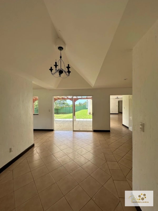 🏡 Casa en Renta – Casa y Campo CAES km 23.6 🌿 - 3