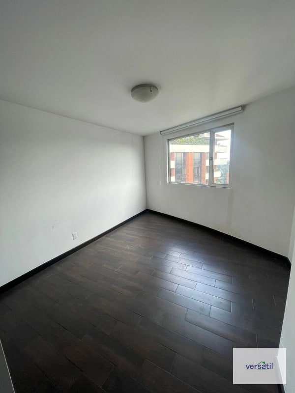 Apartamento en alquiler zona 14 de 3 habitaciones - 12