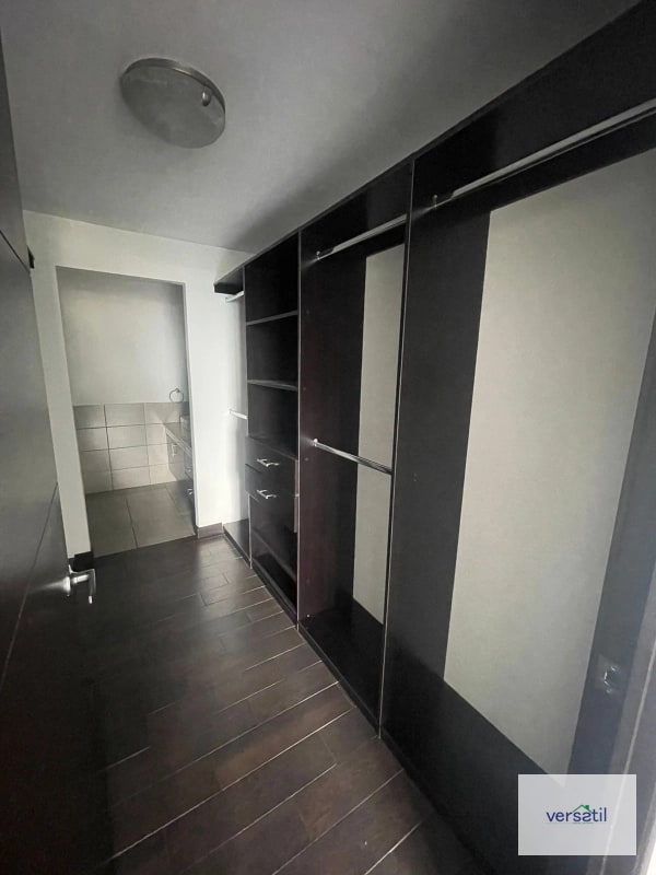 Apartamento en alquiler zona 14 de 3 habitaciones - 9