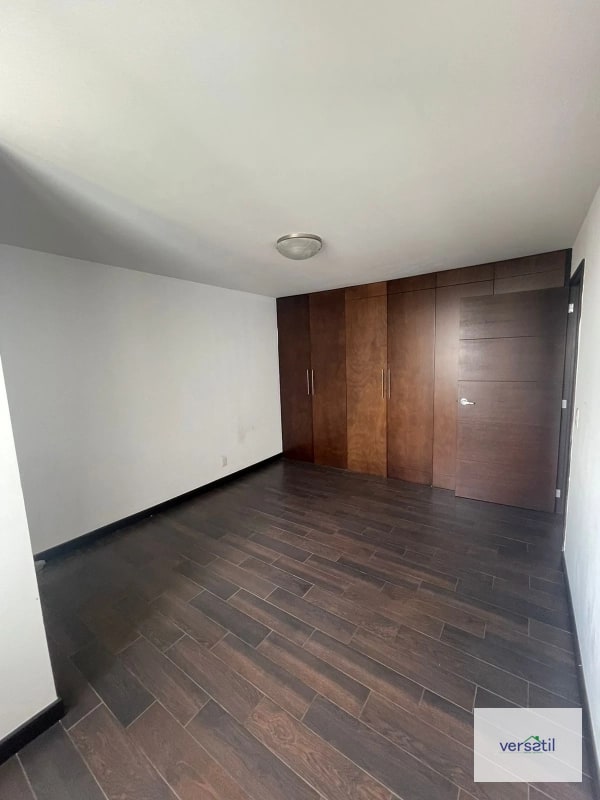 Apartamento en alquiler zona 14 de 3 habitaciones - 6