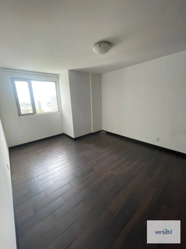 Apartamento en alquiler zona 14 de 3 habitaciones - 5