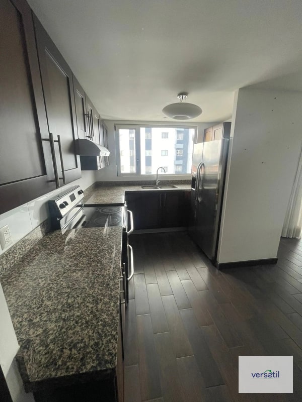 Apartamento en alquiler zona 14 de 3 habitaciones - 4