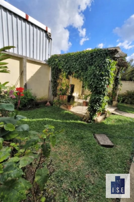 Casa en venta Jardines de Utatlán 2 z.11 - 9