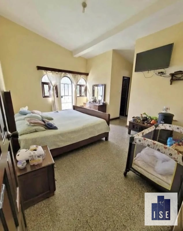 Casa en venta Jardines de Utatlán 2 z.11 - 1