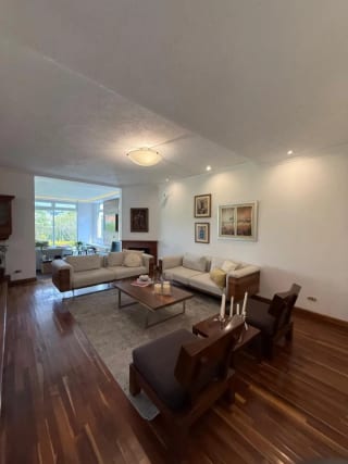 Casa en Venta Colinas de Castel entrada a Fraijanes — Casa en Venta en Colinas de Castel, Carretera a El Salvador, Guatemala, Ciudad — miniatura 8 de 12
