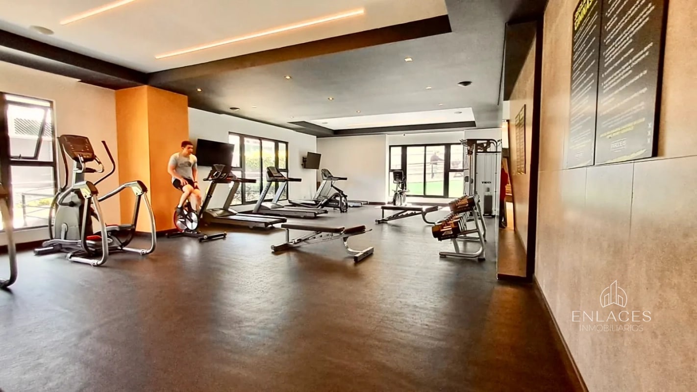 Zona 15 • Apartamento en Renta • Edificio Parque 15 - 5