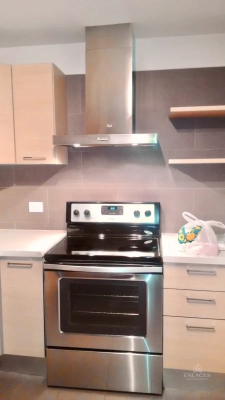 Zona 10 • Apartamento en Renta • Edificio Veinti4 - 9